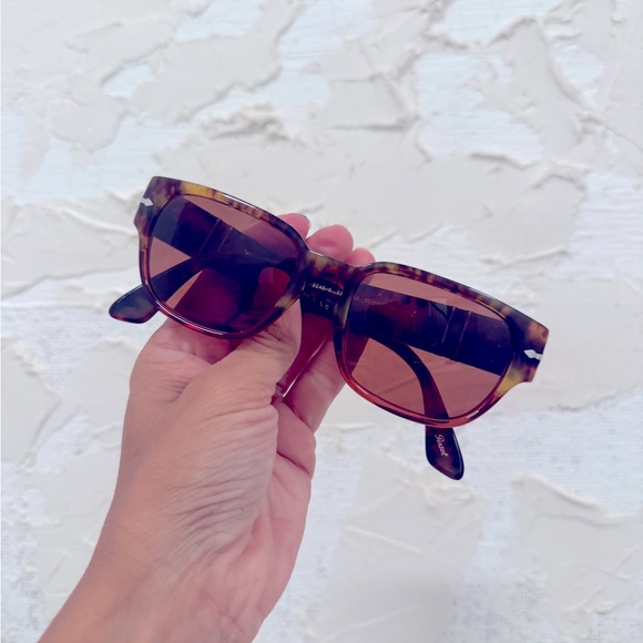 Persol PO3245S 112153 52 Brown Tortoise Opal Bordeaux Sunglasses - Picture 1 of 15